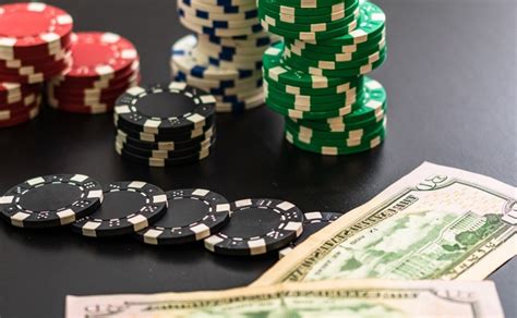 poker staking deals